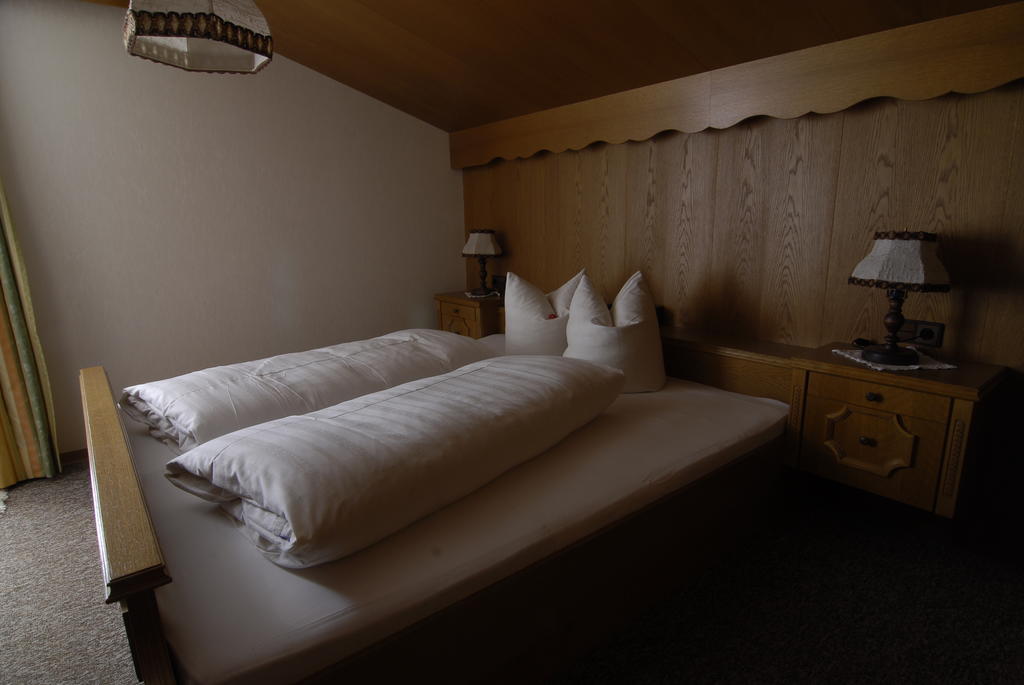 Gaestehaus Troppmair Finkenberg Phòng bức ảnh